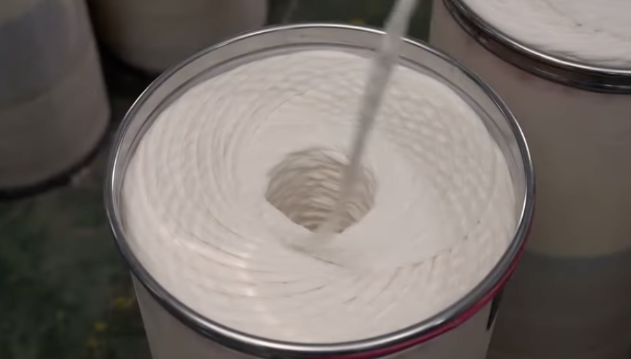 Combed and carded recycled cotton yarn for towel manufacturing